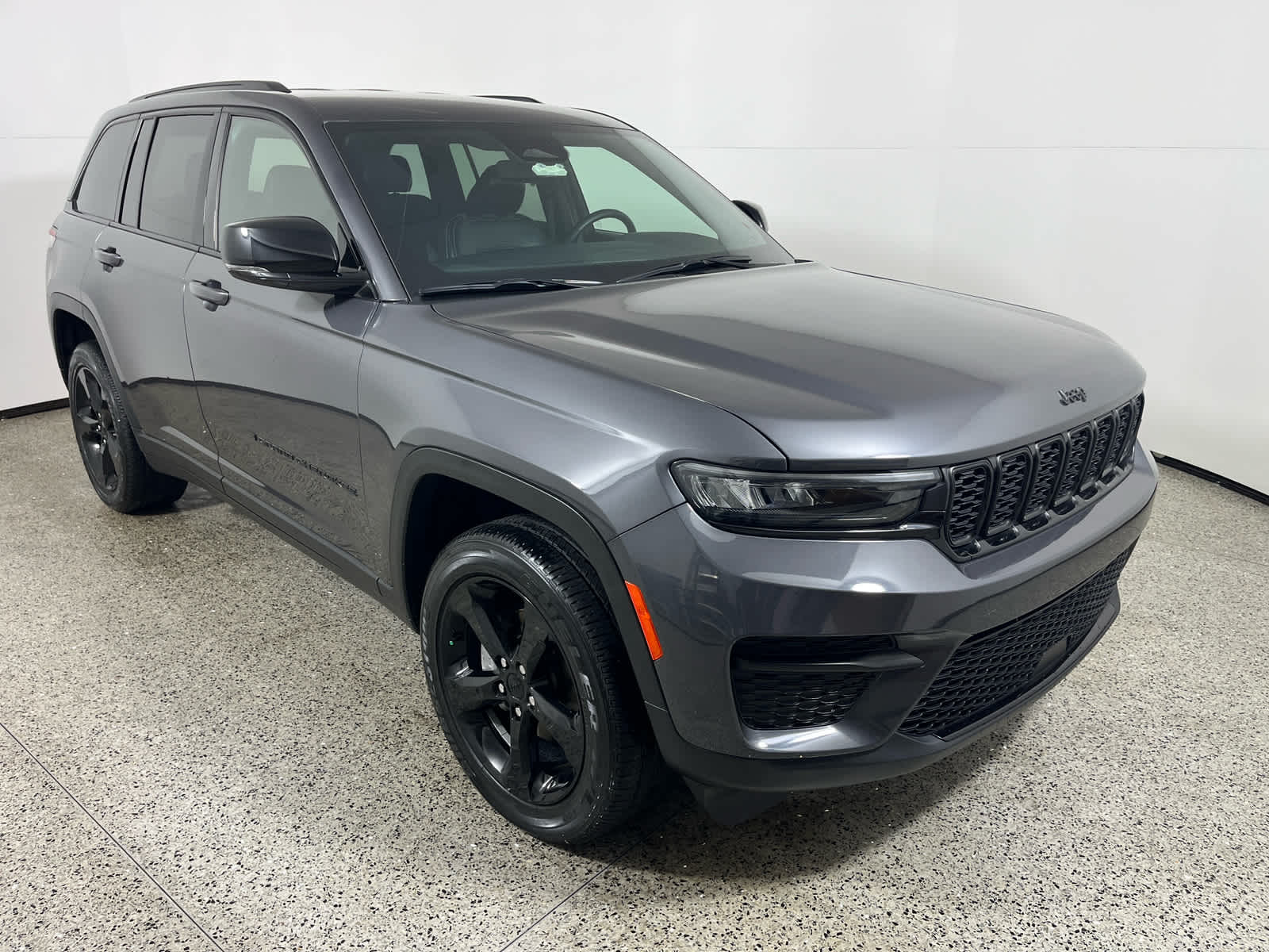 2023 Jeep Grand Cherokee Altitude 4x4