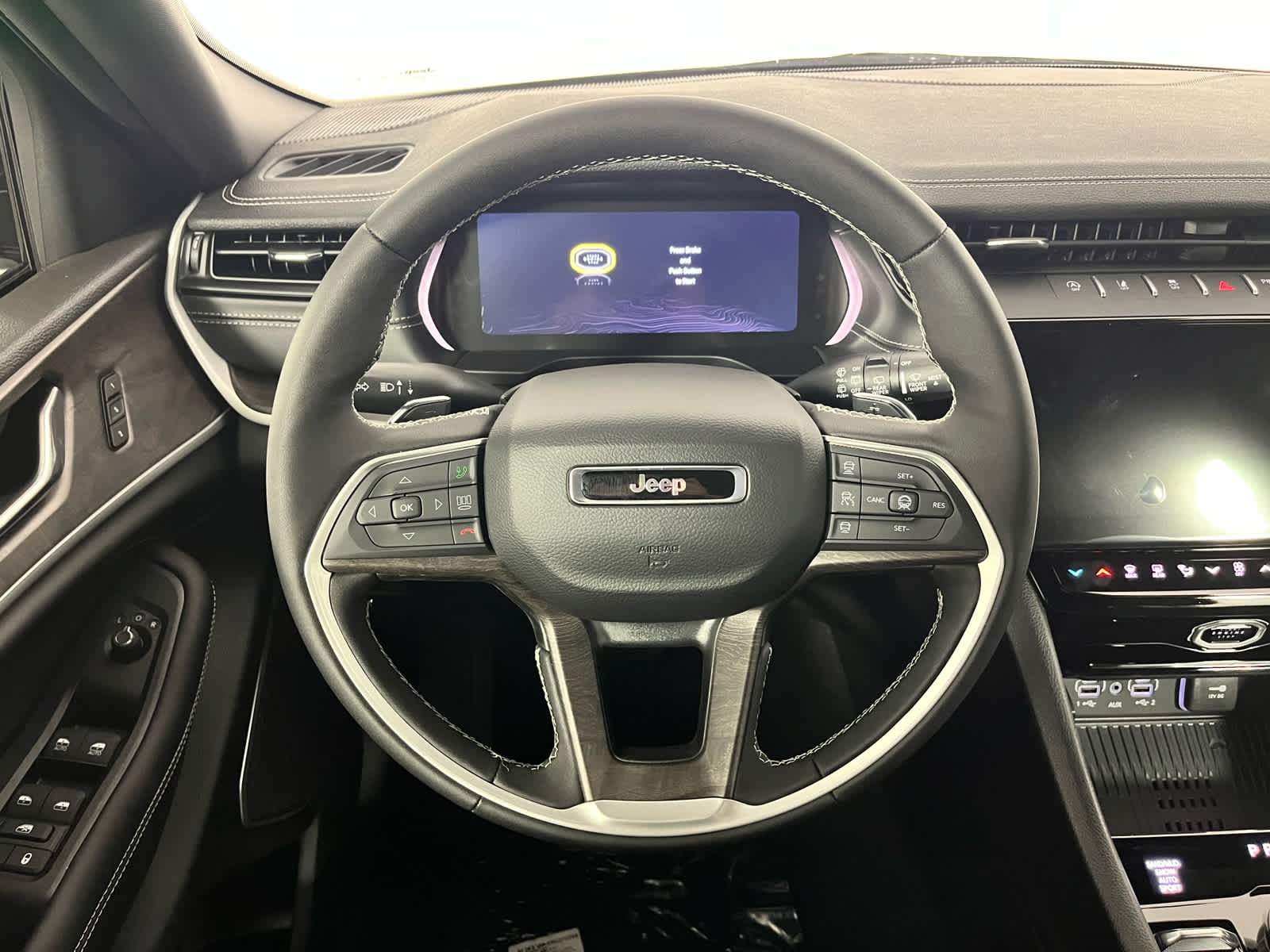 2026 Jeep Grand Cherokee GRAND CHEROKEE LIMITED RESERVE 4X4