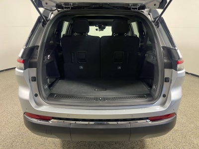 2025 Jeep Grand Cherokee GRAND CHEROKEE L LAREDO X 4X2