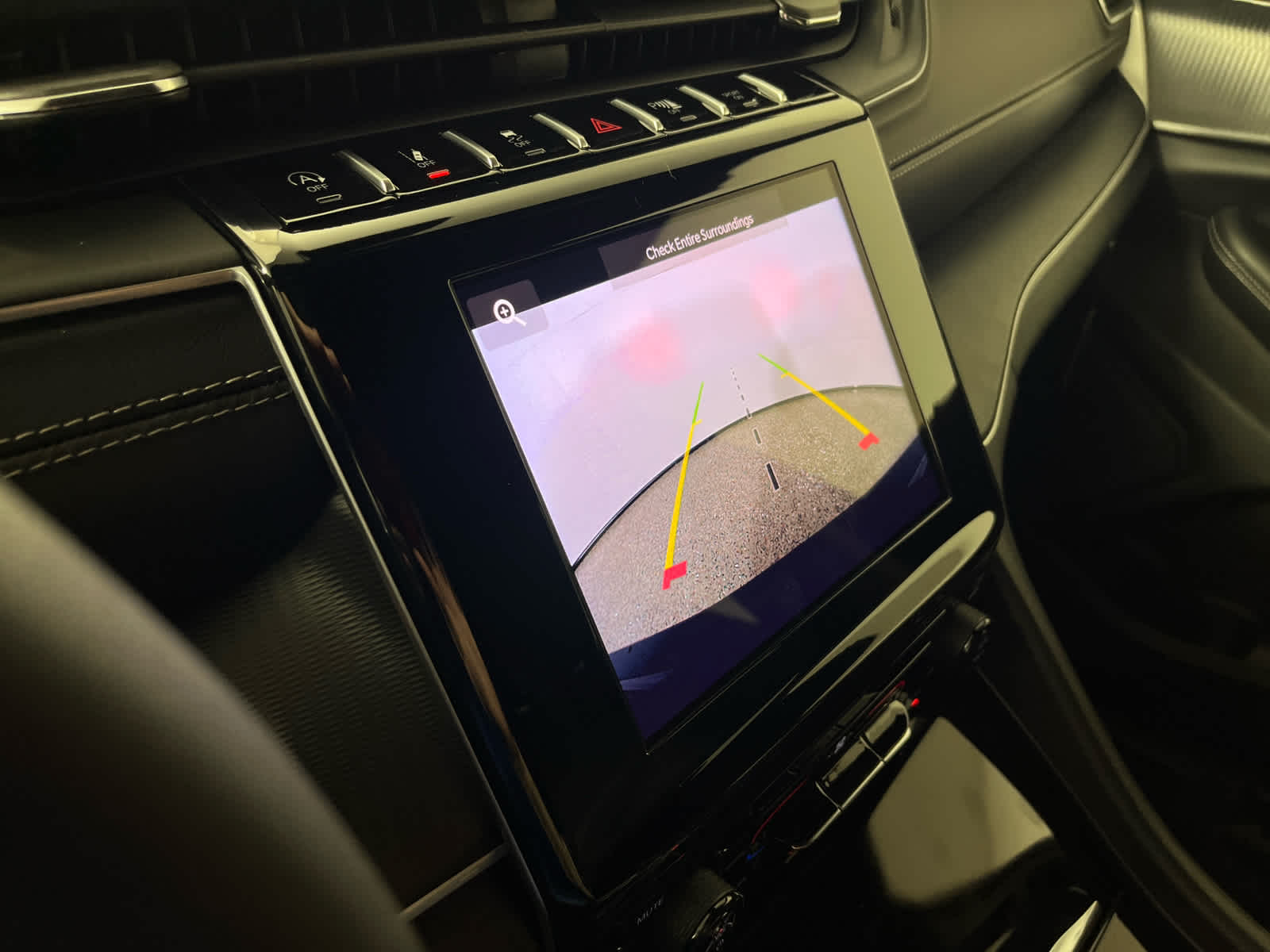 2025 Jeep Grand Cherokee GRAND CHEROKEE L LAREDO X 4X2