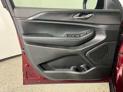 2025 Jeep Grand Cherokee GRAND CHEROKEE L LAREDO X 4X2