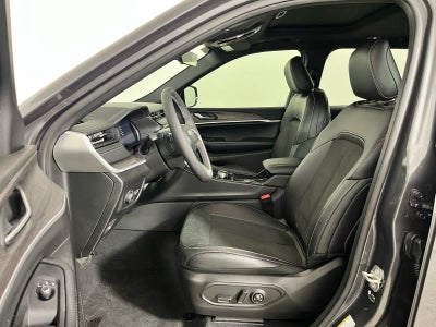 2026 Jeep Grand Cherokee L Laredo Altitude