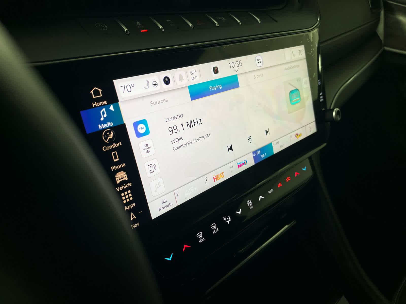 2027 Jeep Grand Cherokee L Laredo Altitude