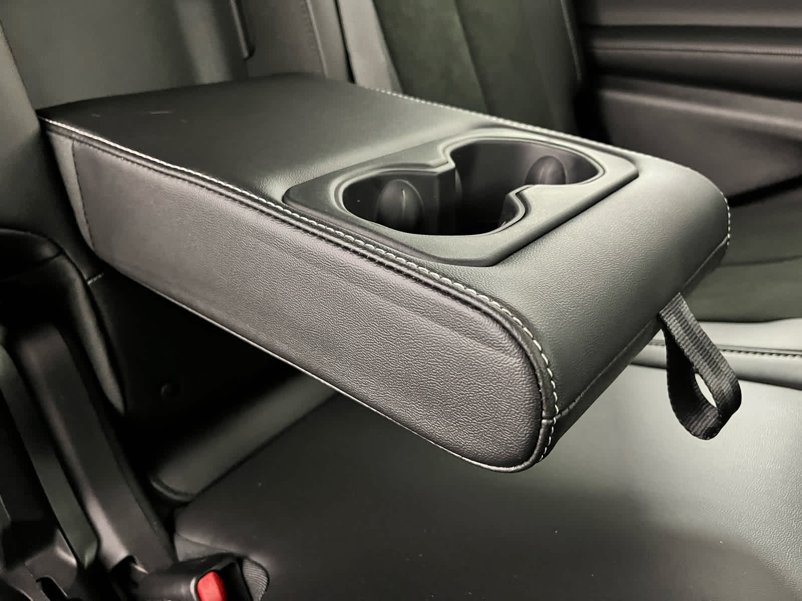 2026 Jeep Grand Cherokee L Laredo Altitude