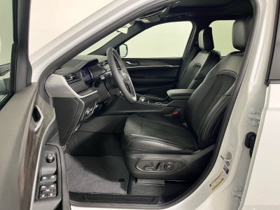 2026 Jeep Grand Cherokee L Laredo Altitude