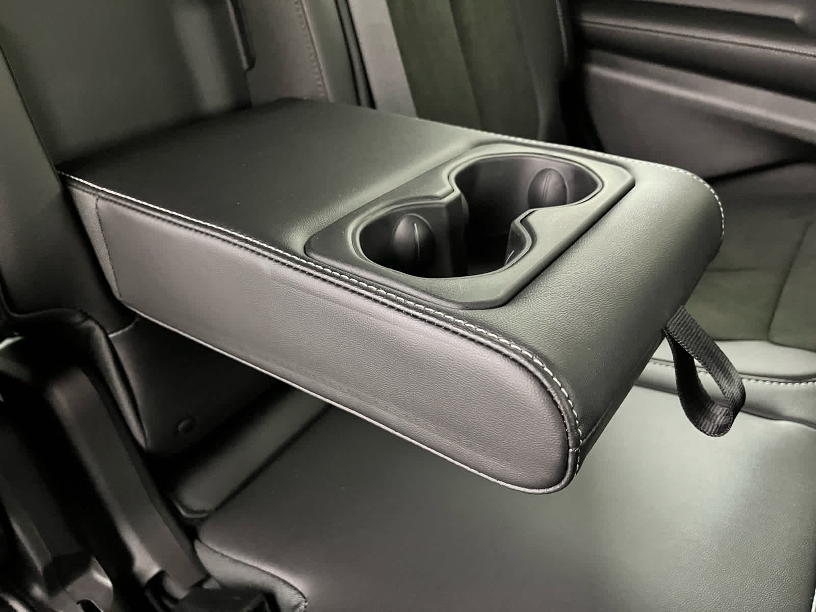 2026 Jeep Grand Cherokee L Laredo Altitude