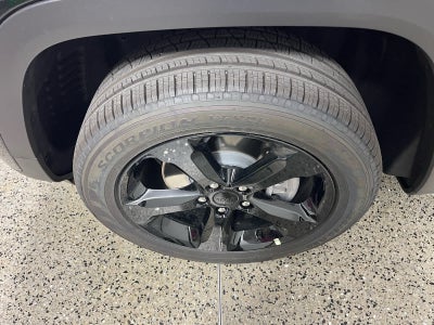 2025 Jeep Grand Cherokee GRAND CHEROKEE L LIMITED 4X2