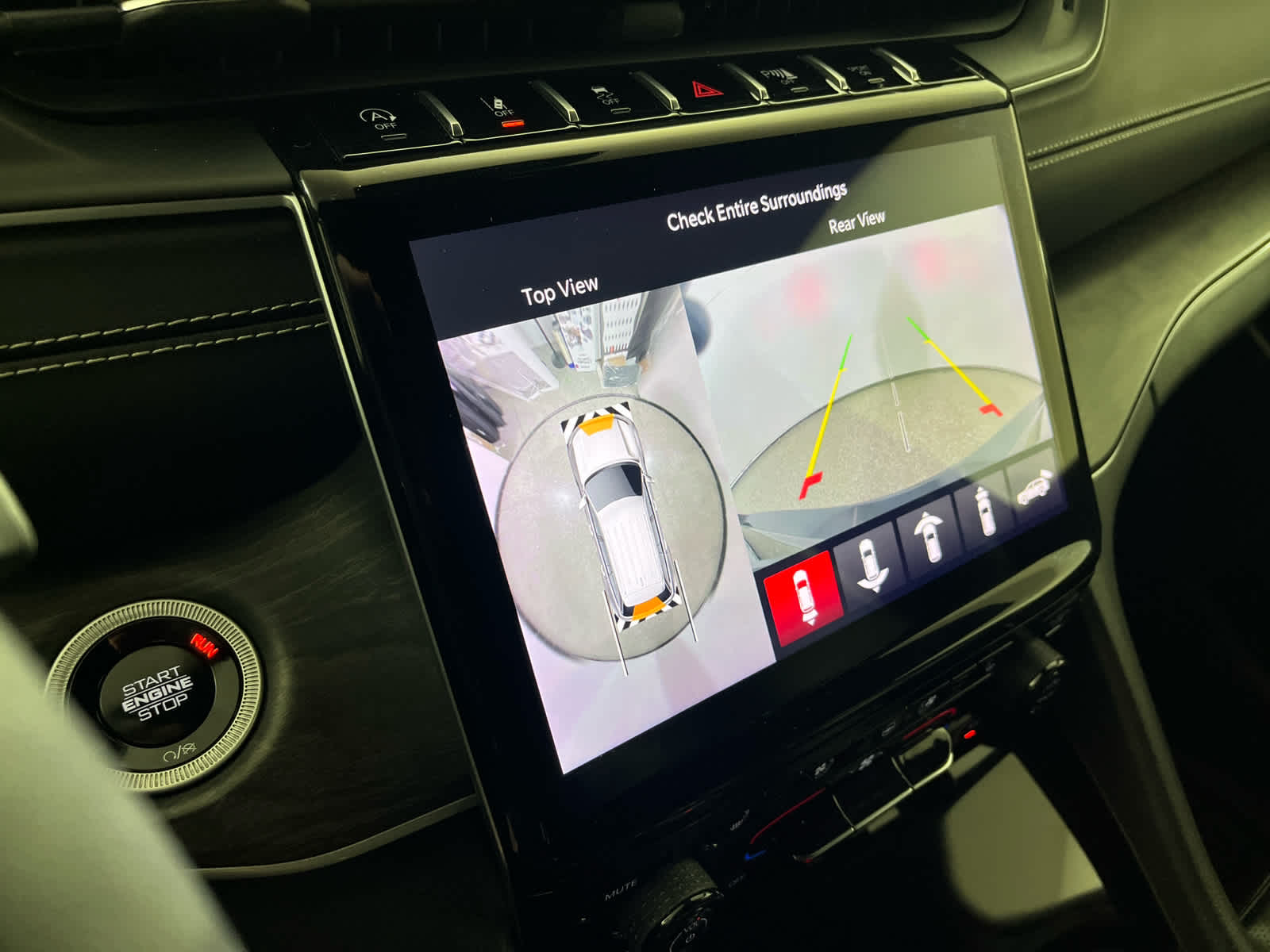 2024 Jeep Grand Cherokee L Limited 4x2