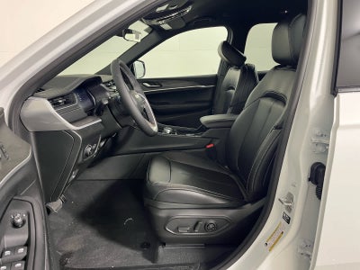 2025 Jeep Grand Cherokee GRAND CHEROKEE L LIMITED 4X2