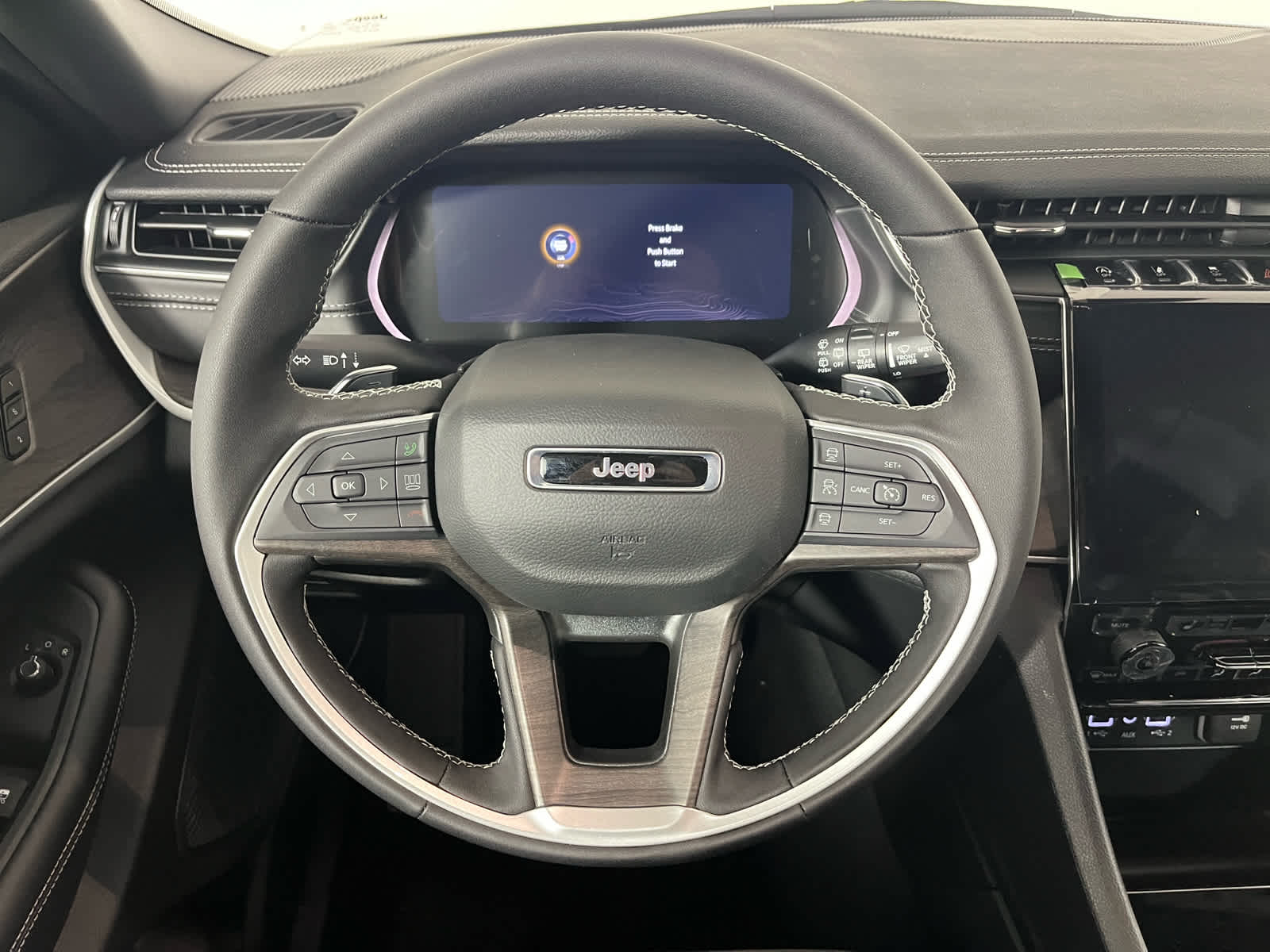 2025 Jeep Grand Cherokee GRAND CHEROKEE L LIMITED 4X2