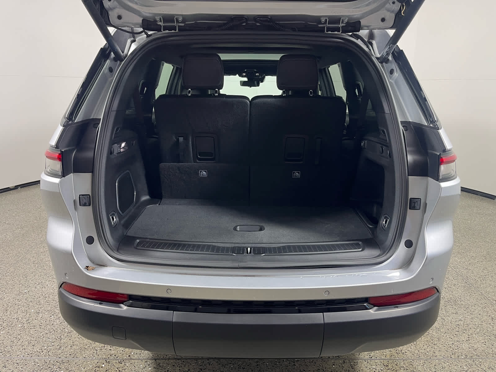 2024 Jeep Grand Cherokee GRAND CHEROKEE L LIMITED 4X2