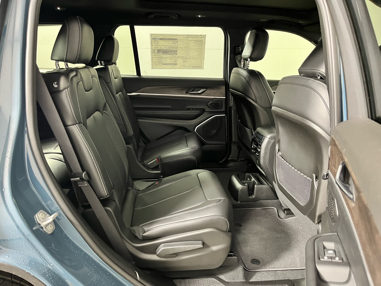 2026 Jeep Grand Cherokee GRAND CHEROKEE L LIMITED 4X2