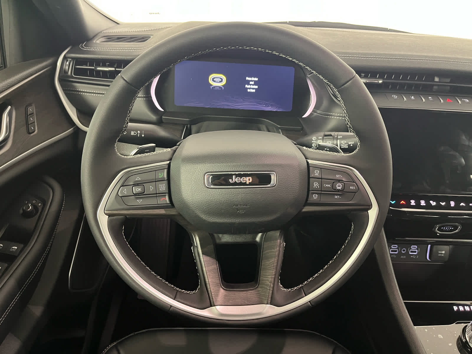 2026 Jeep Grand Cherokee GRAND CHEROKEE L LIMITED 4X2