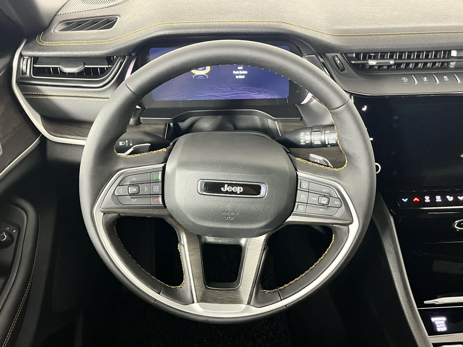 2026 Jeep Grand Cherokee L 85th Anniversary Edition