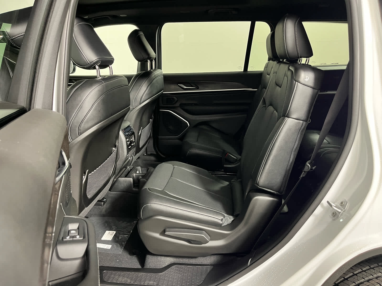 2026 Jeep Grand Cherokee L Limited Reserve