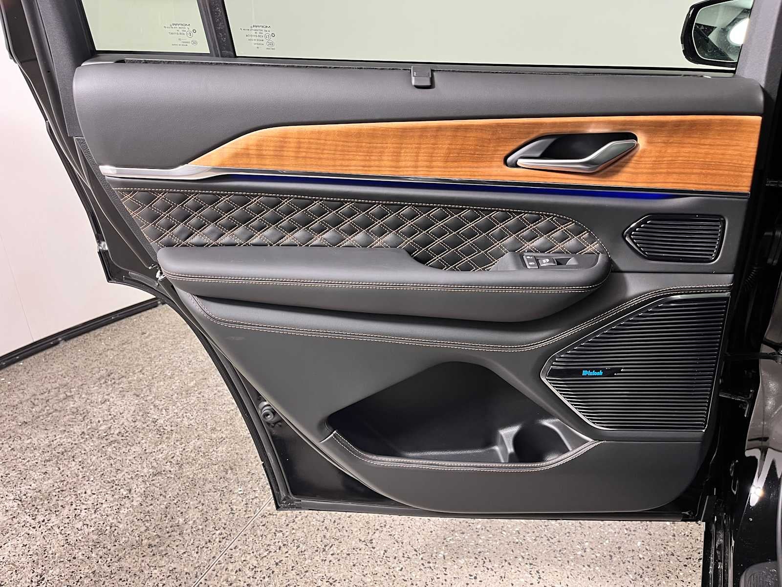 2026 Jeep Grand Cherokee L Summit