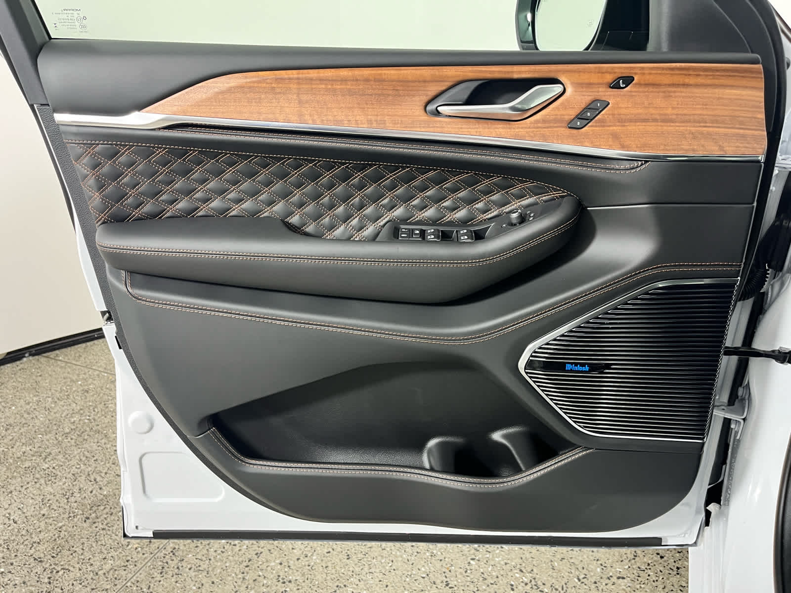2026 Jeep Grand Cherokee L Summit