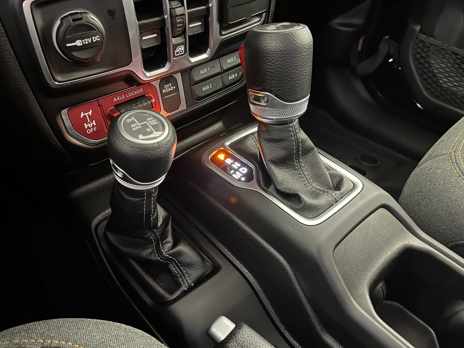 2025 Jeep Wrangler 4xe Willys