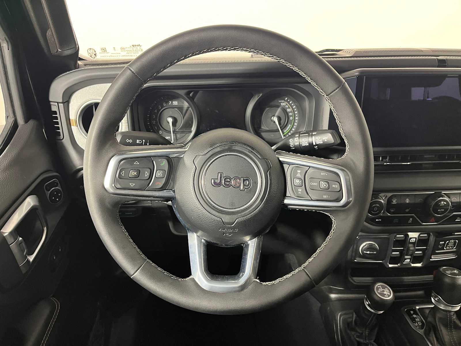 2025 Jeep Wrangler 4Xe Sahara