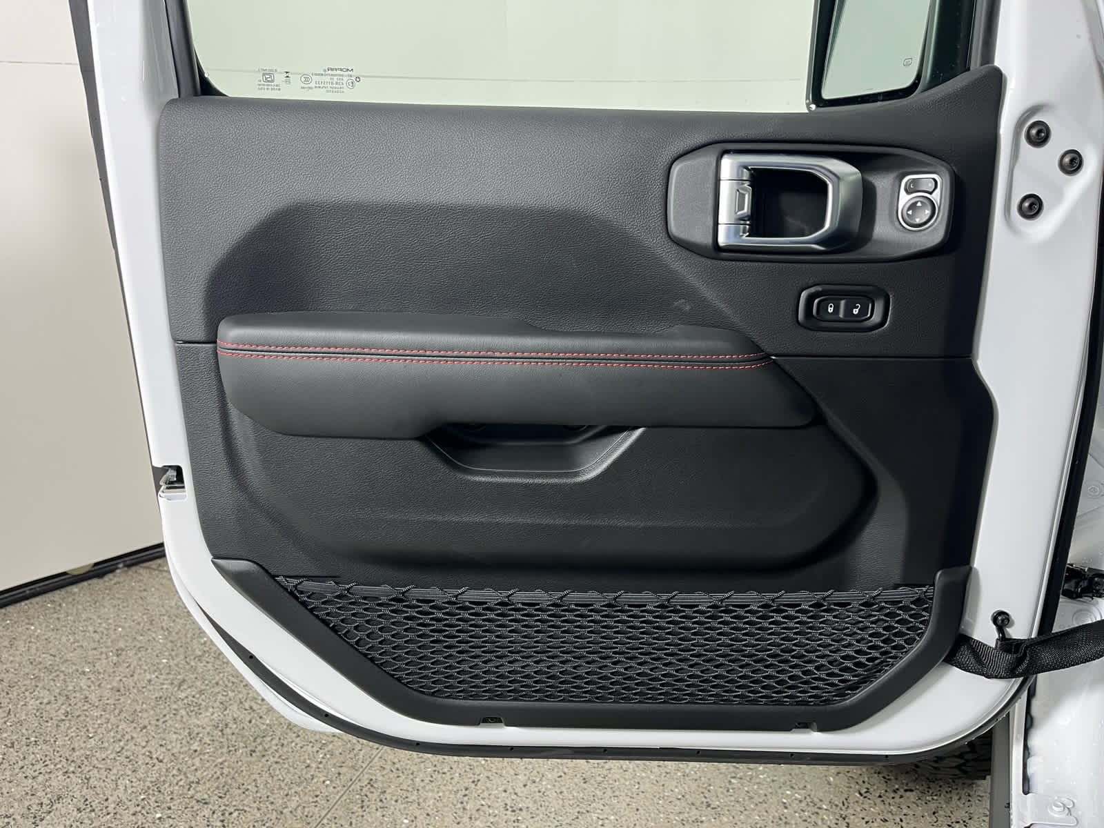 2026 Jeep Wrangler WRANGLER 4-DOOR MOAB 392