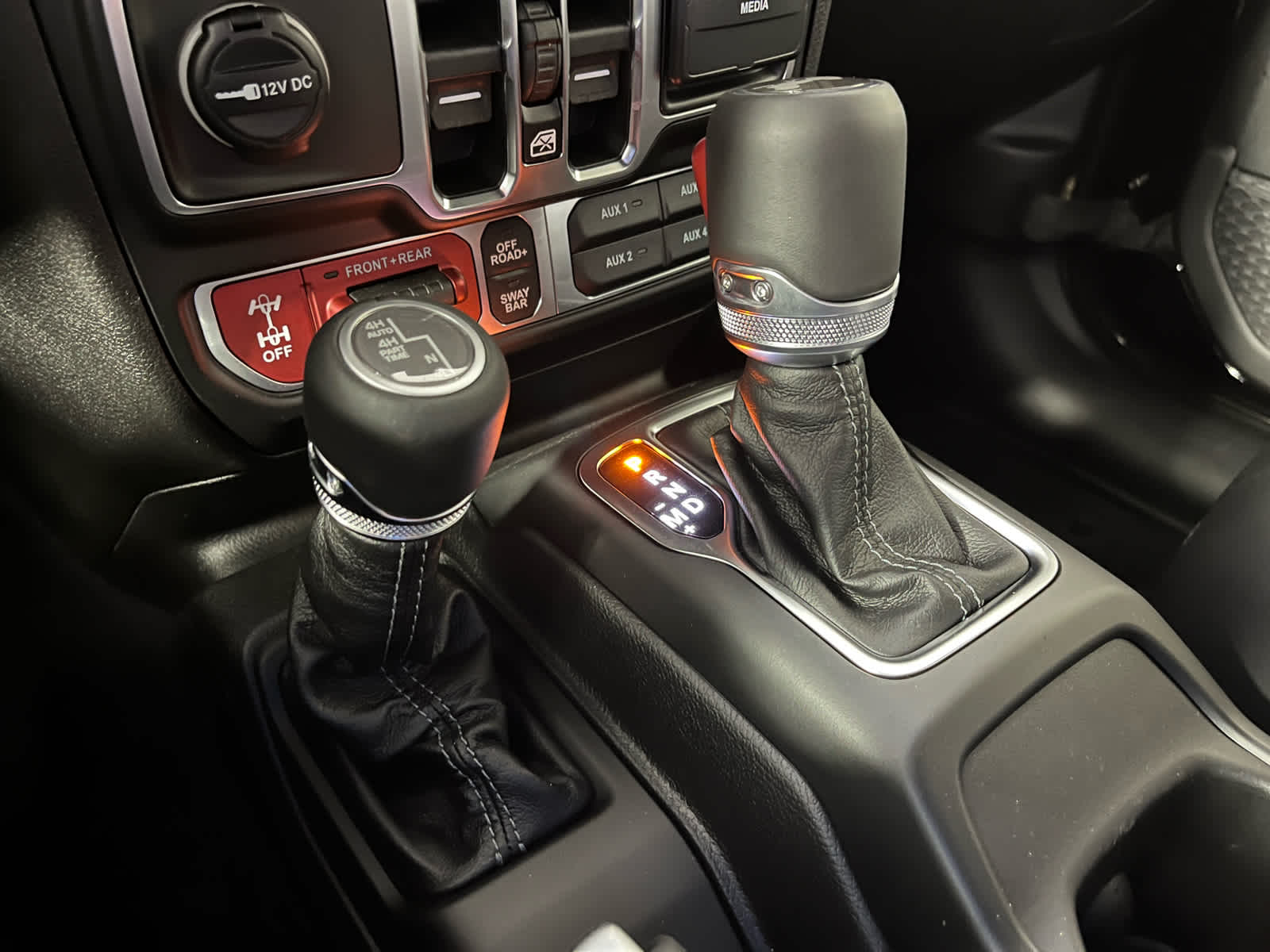 2026 Jeep Wrangler WRANGLER 4-DOOR MOAB 392