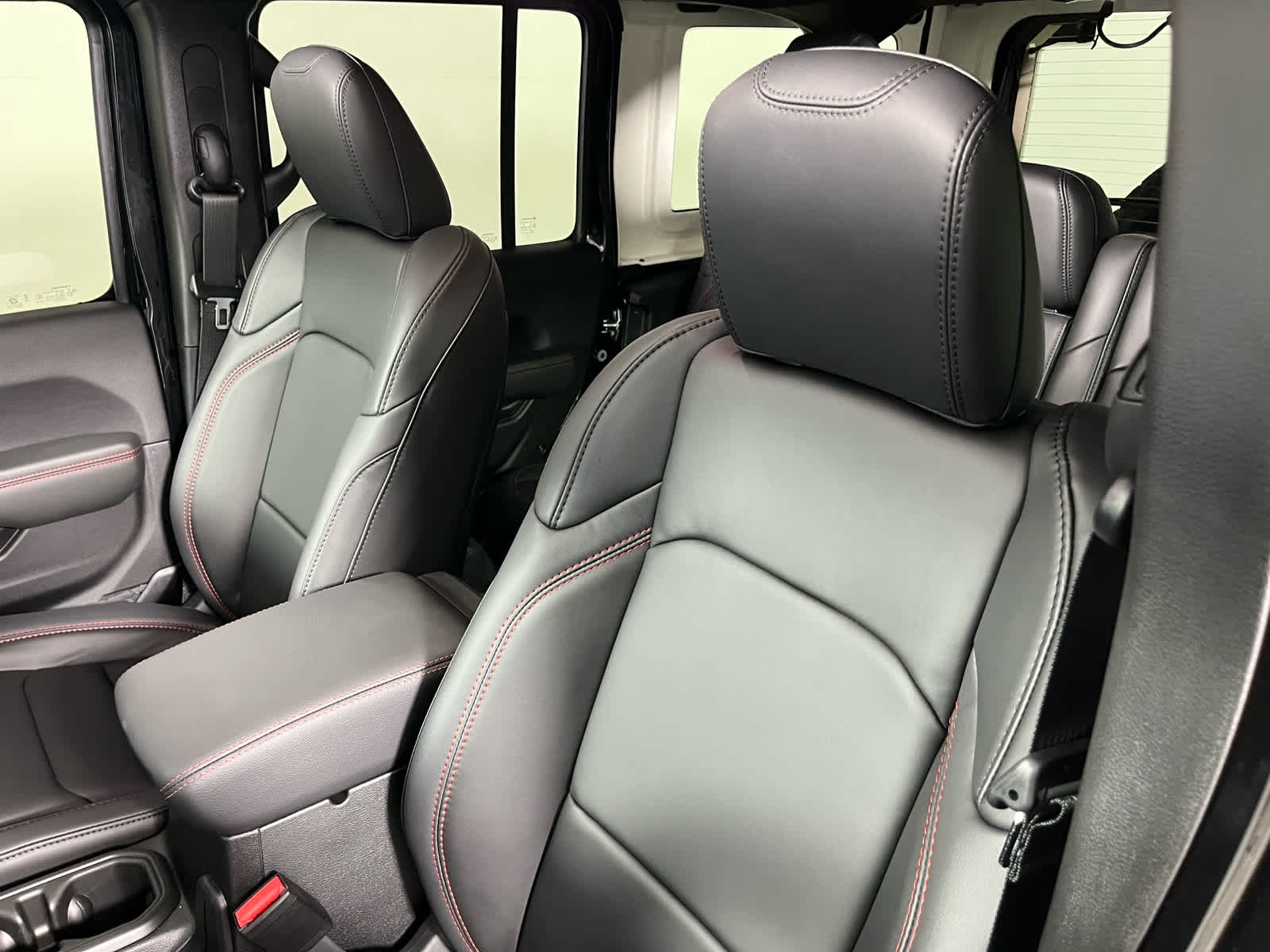 2026 Jeep Wrangler WRANGLER 4-DOOR MOAB 392