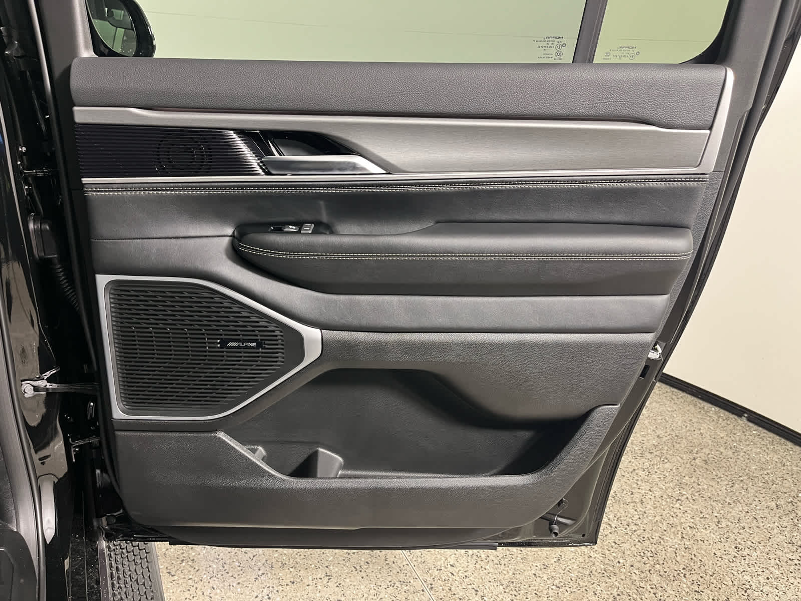 2026 Jeep Grand Wagoneer GRAND WAGONEER L LIMITED ALTITUDE 4X4