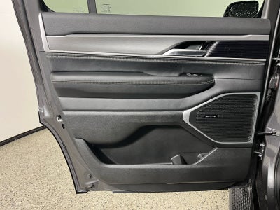 2026 Jeep Grand Wagoneer Base