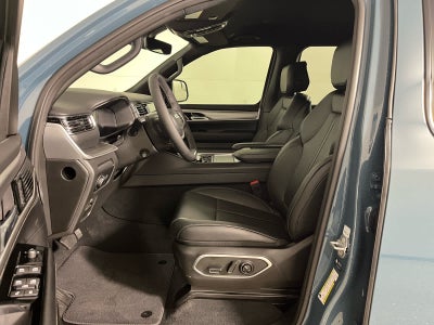 2026 Jeep Grand Wagoneer Base