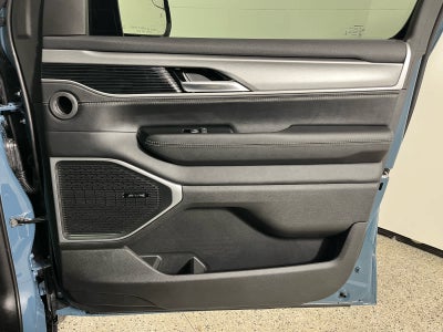 2026 Jeep Grand Wagoneer Base