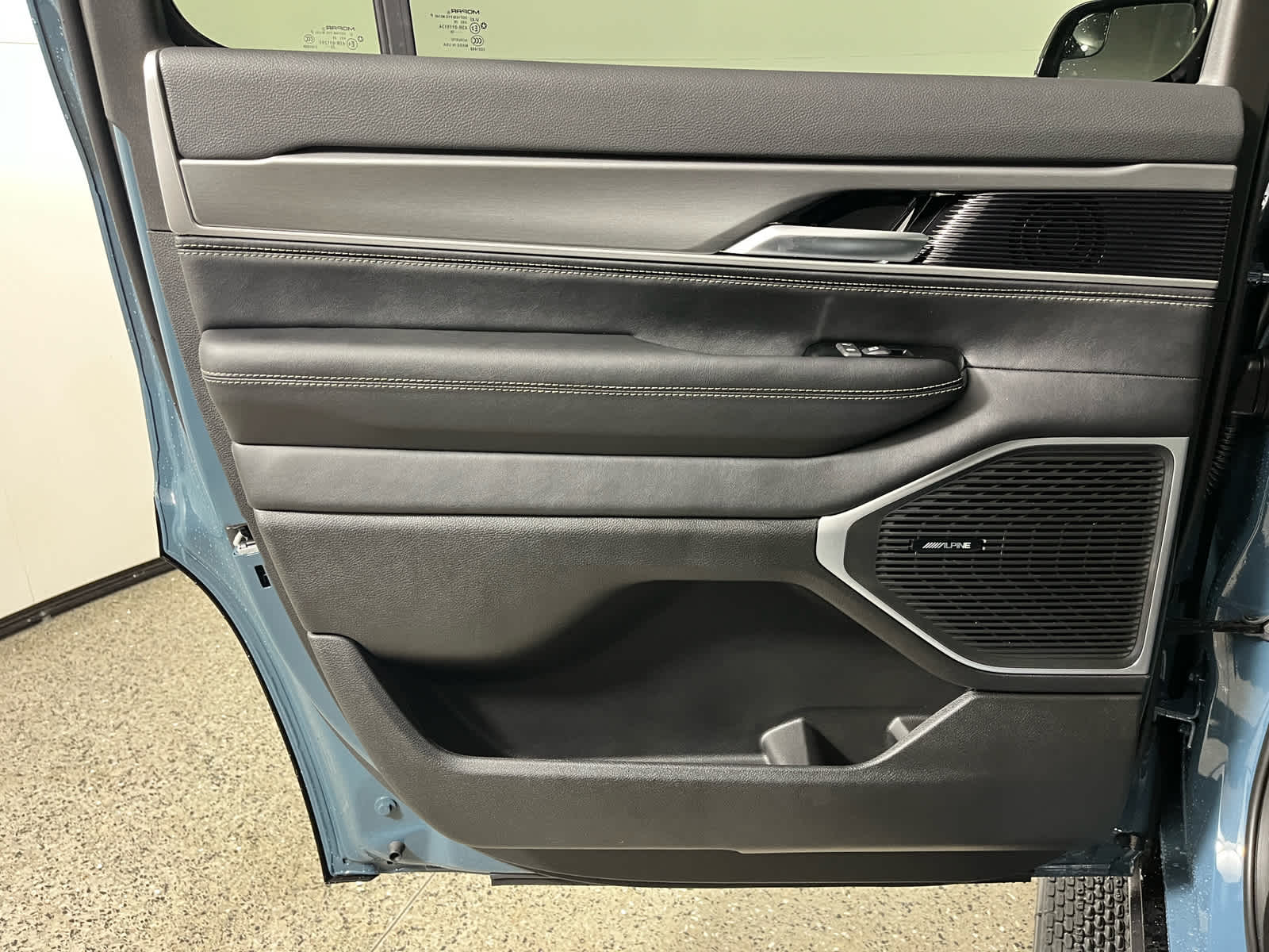 2026 Jeep Grand Wagoneer Base