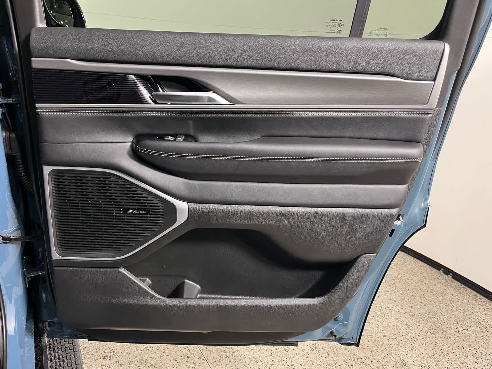 2026 Jeep Grand Wagoneer Base