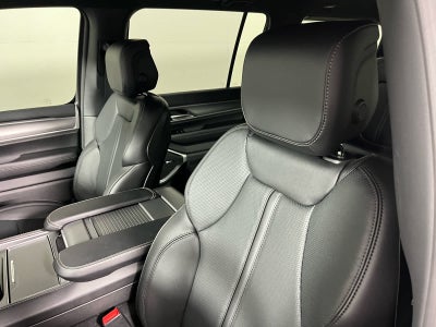2026 Jeep Grand Wagoneer Base