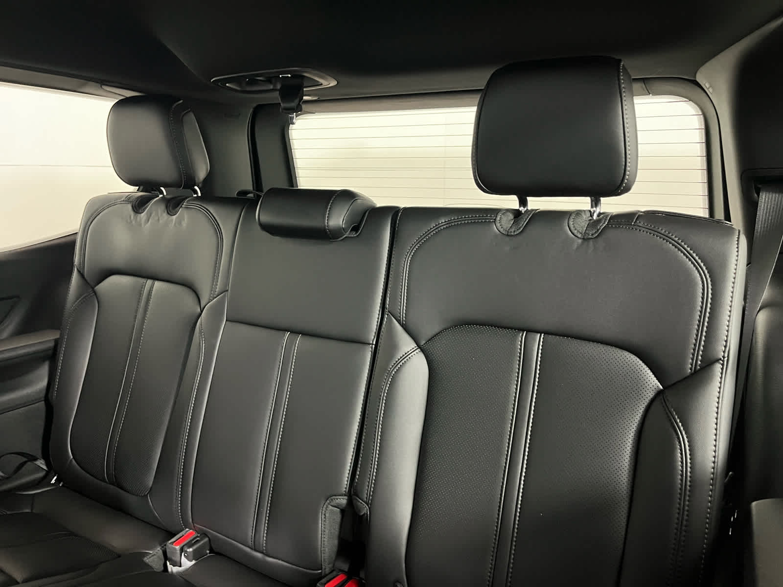 2026 Jeep Grand Wagoneer Base