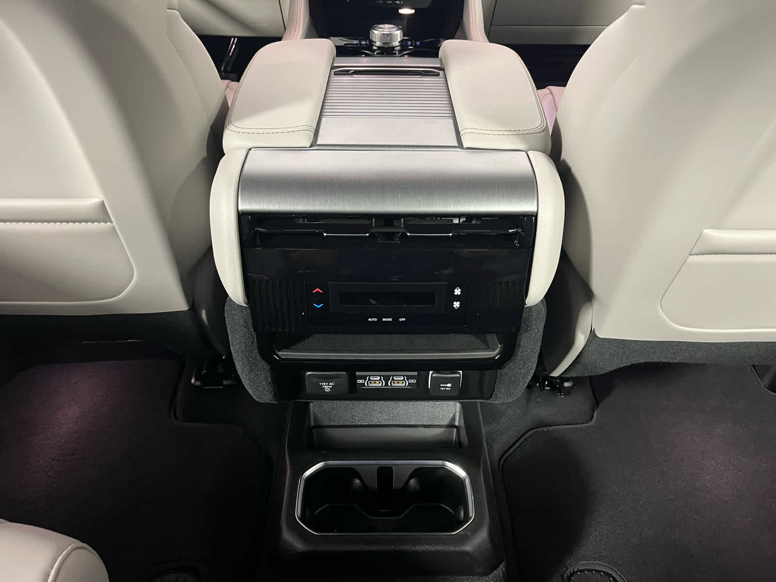 2026 Jeep Grand Wagoneer GRAND WAGONEER 4X2