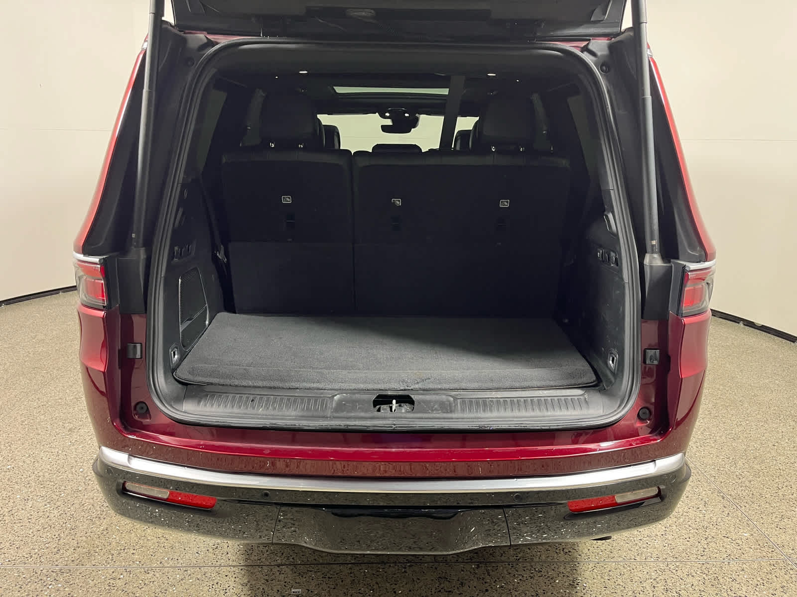 2022 Jeep Wagoneer Series II 4x2