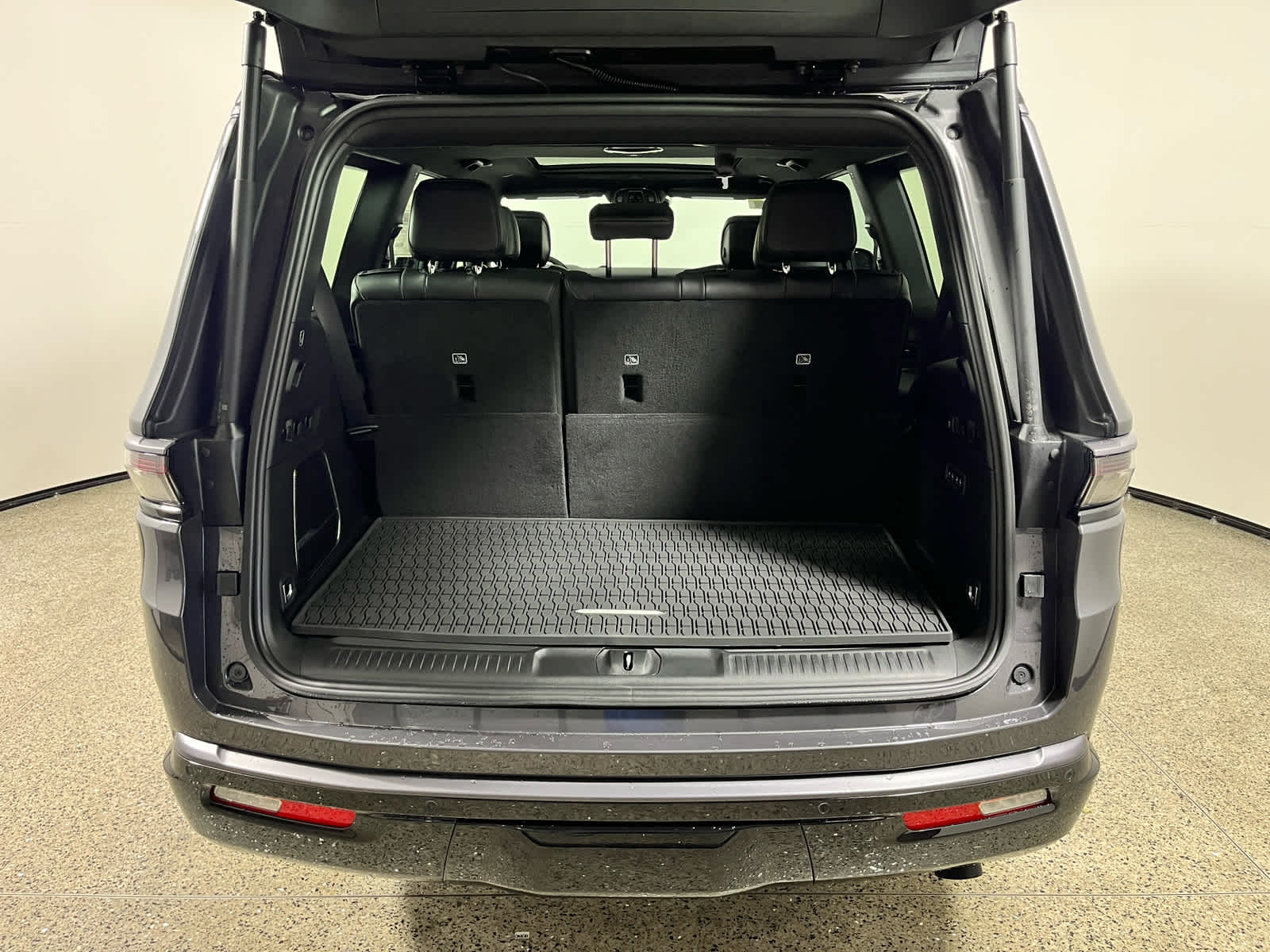 2026 Jeep Grand Wagoneer Upland
