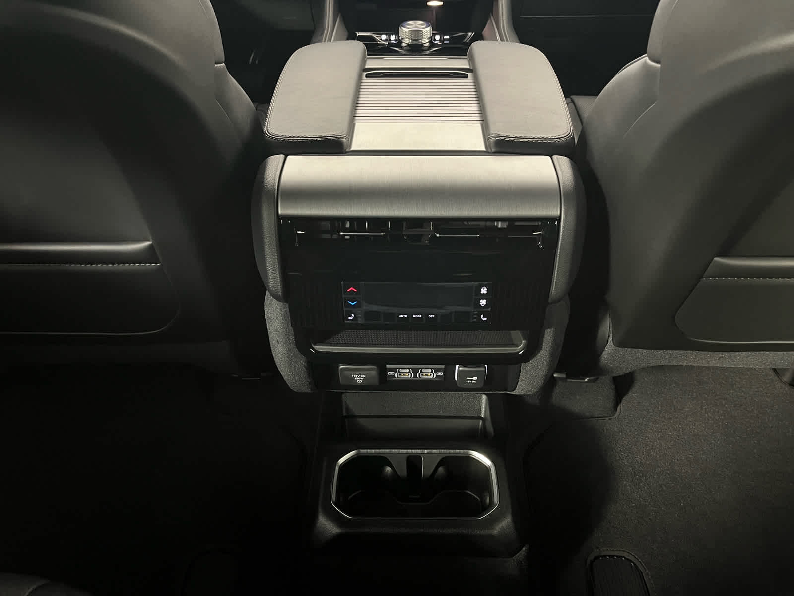 2026 Jeep Grand Wagoneer Limited Altitude