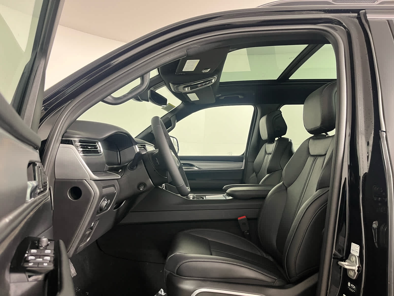 2026 Jeep Grand Wagoneer GRAND WAGONEER LIMITED RESERVE 4X4