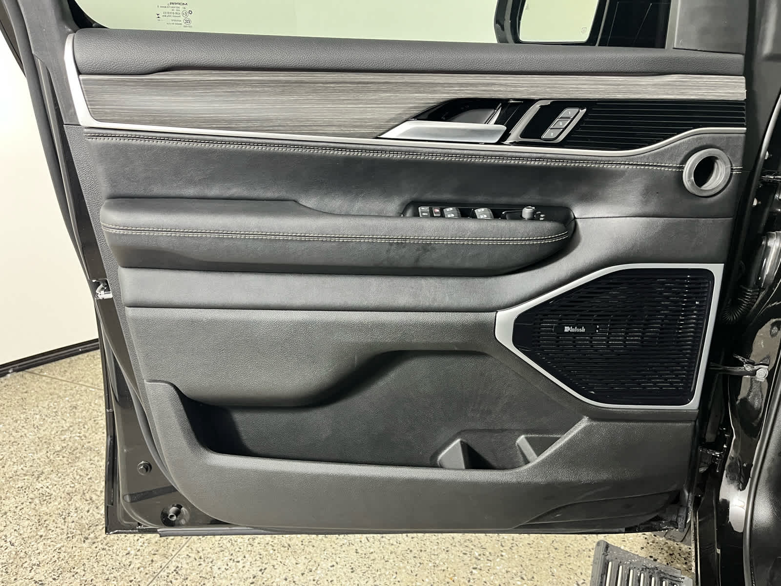 2024 Jeep Wagoneer Series III