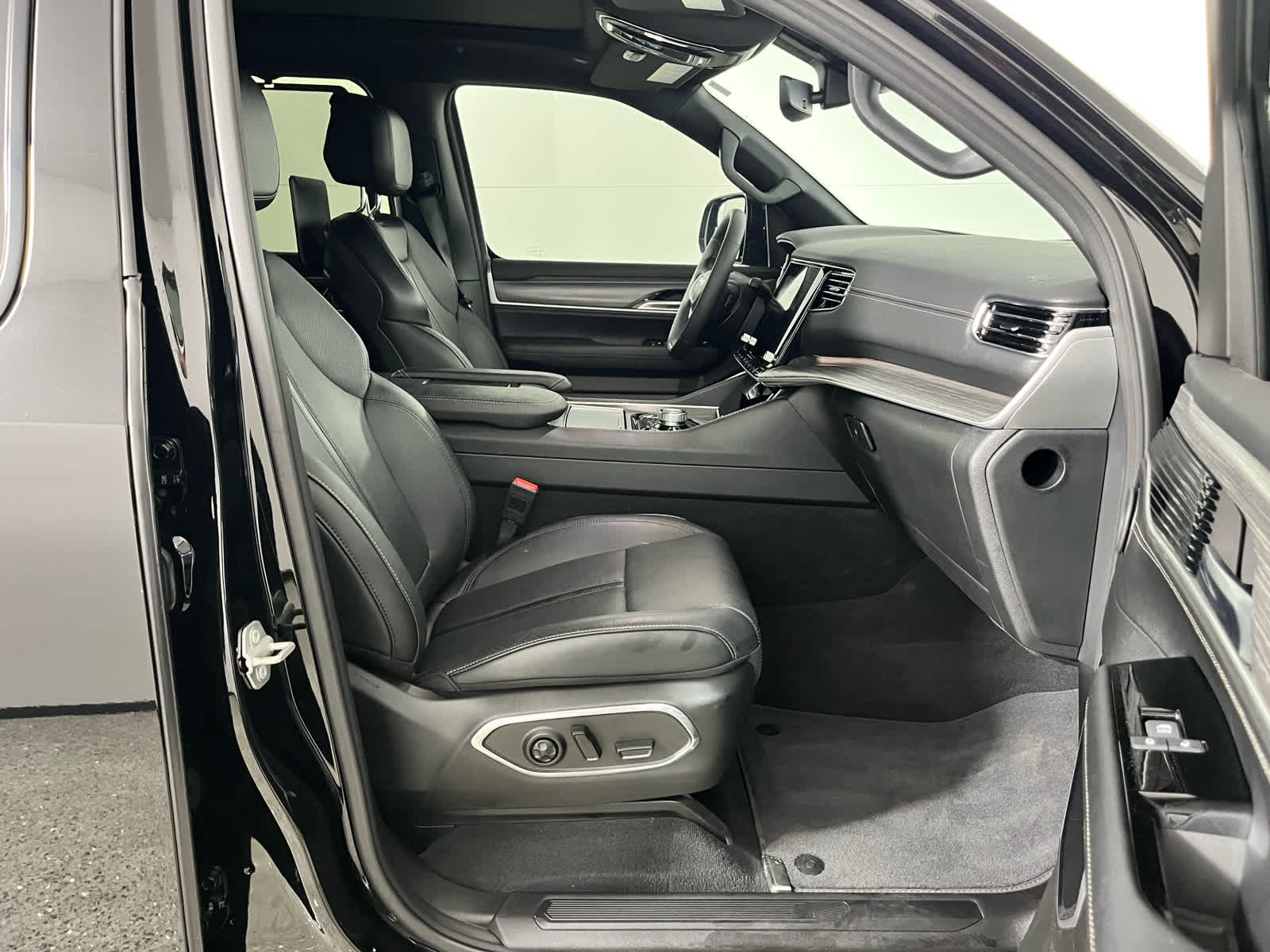 2024 Jeep Wagoneer Series III