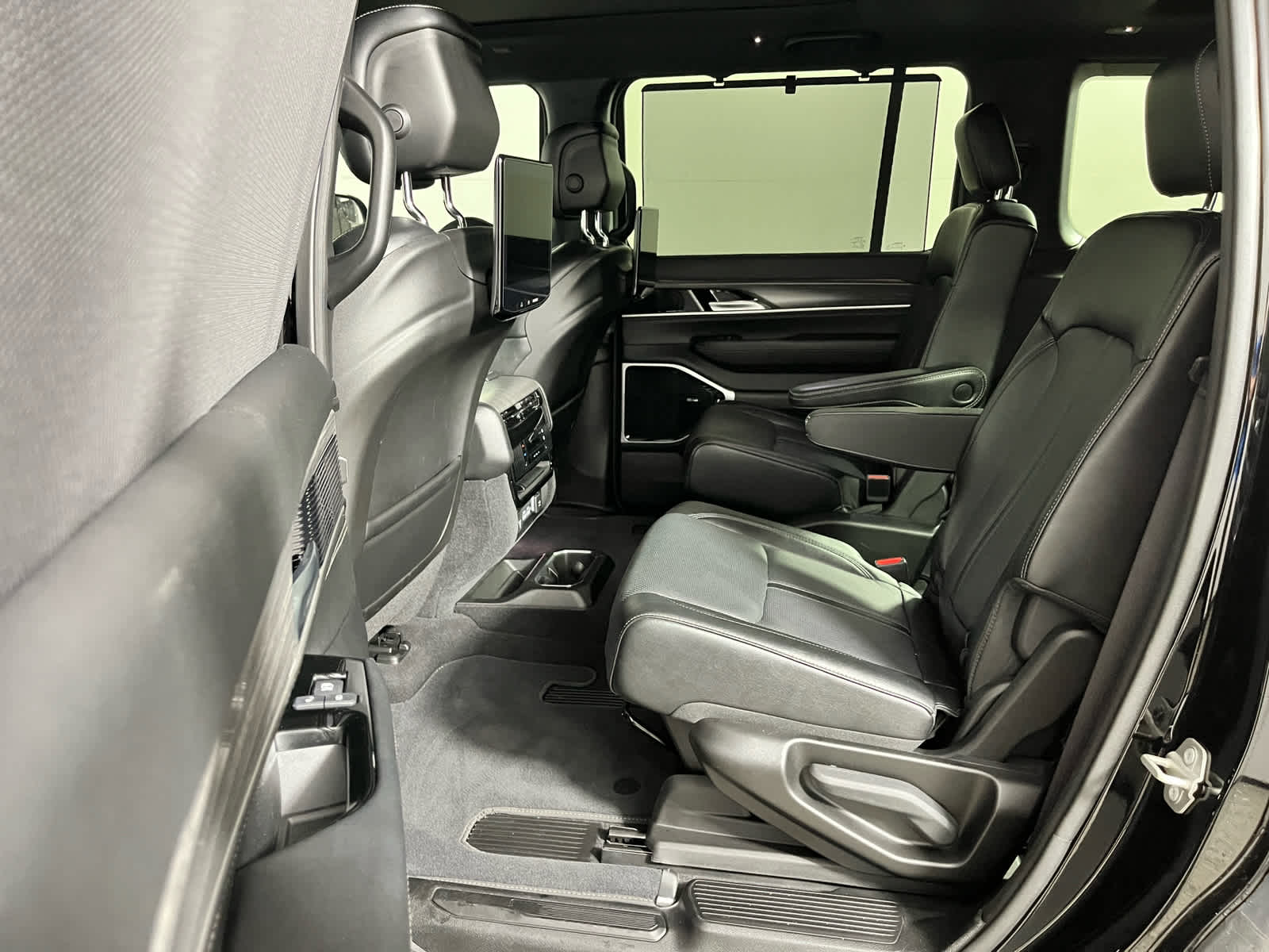 2024 Jeep Wagoneer Series III