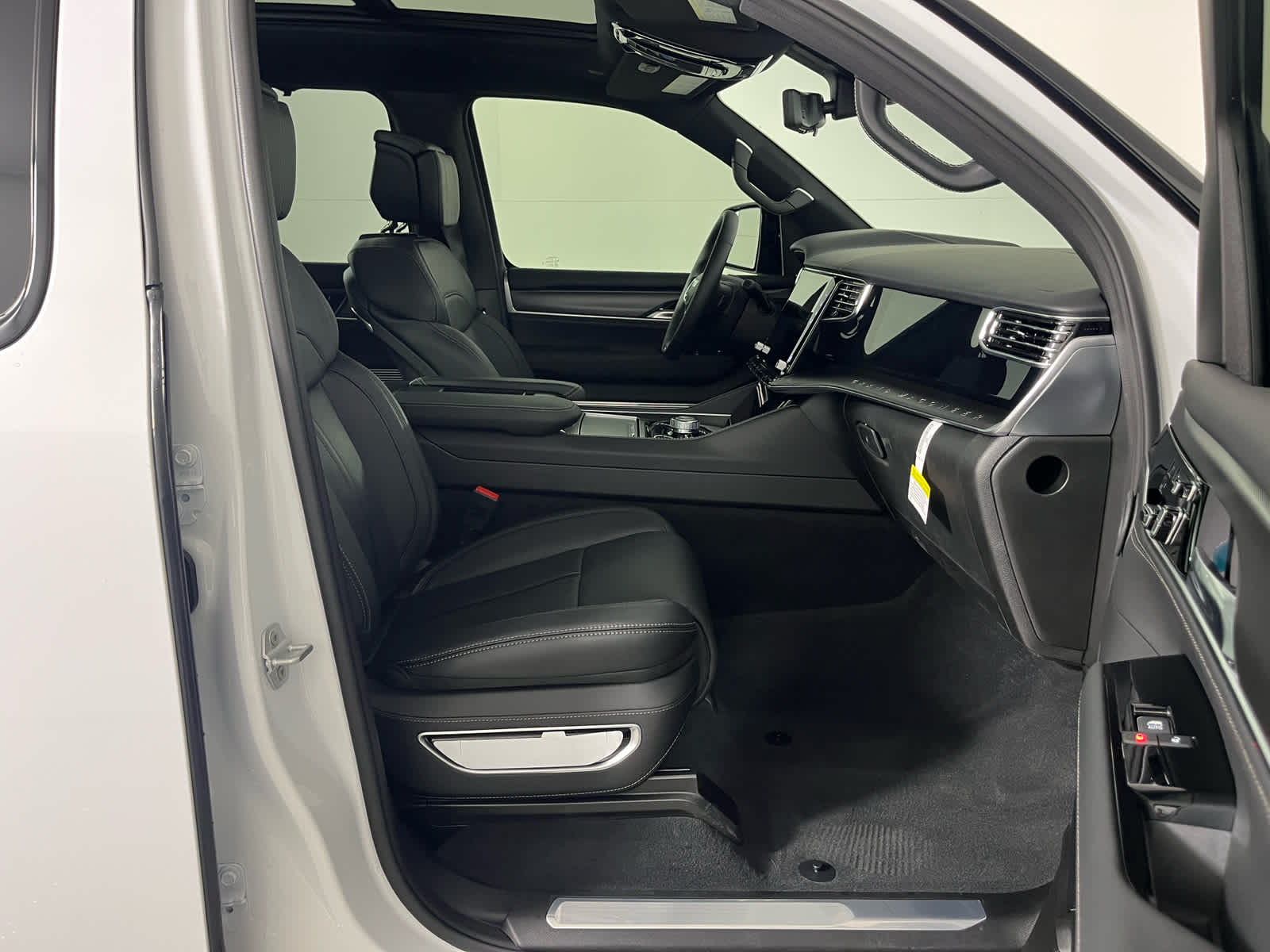 2026 Jeep Grand Wagoneer GRAND WAGONEER SUMMIT OBSIDIAN 4X4