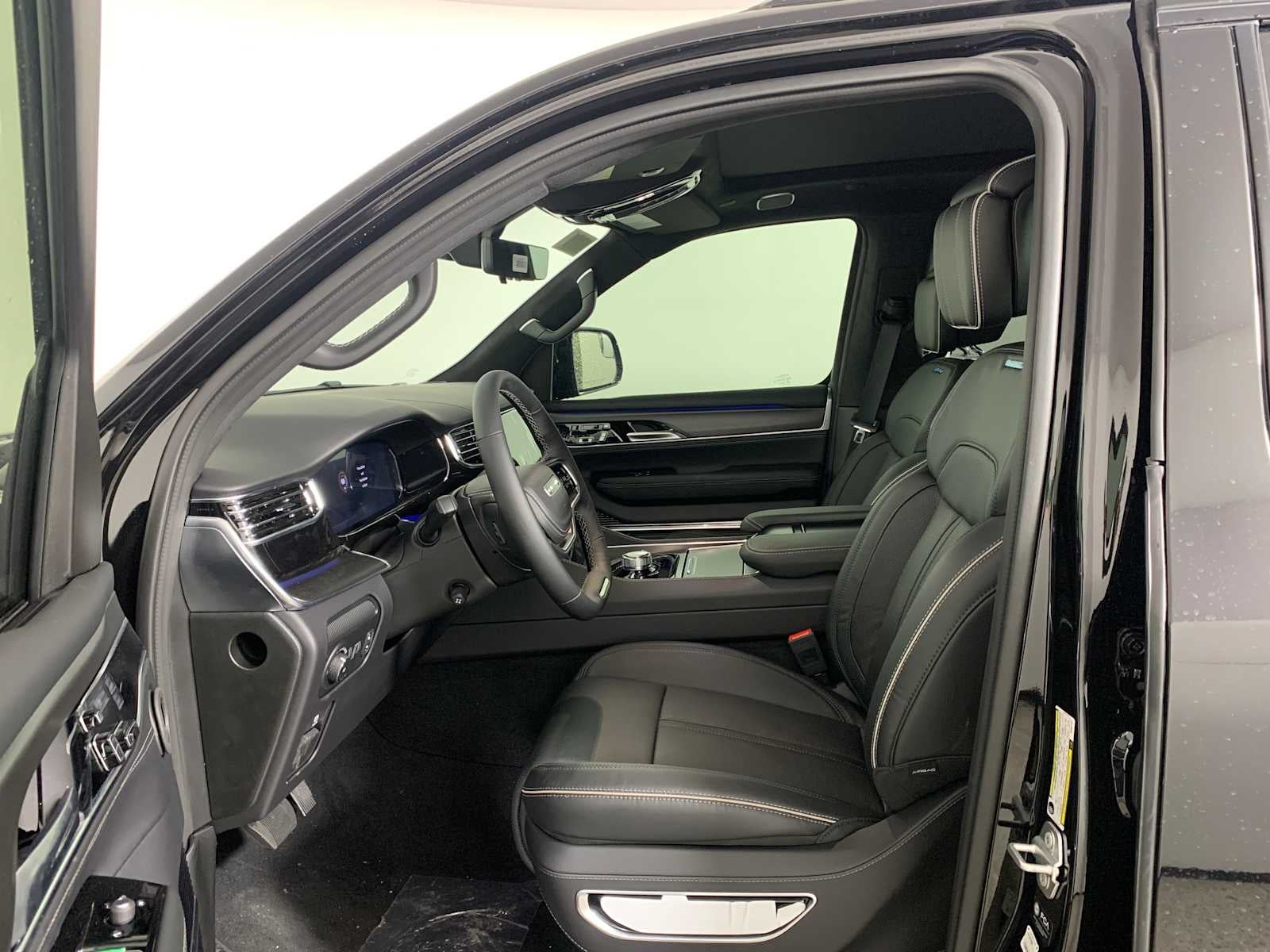 2025 Jeep Grand Wagoneer GRAND WAGONEER OBSIDIAN 4X4