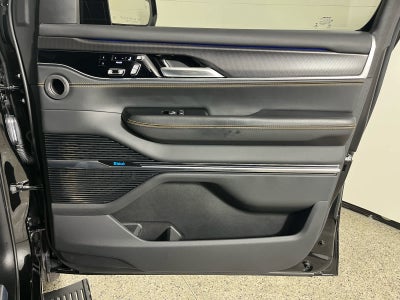 2024 Jeep Grand Wagoneer Series III Obsidian