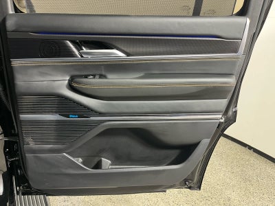 2024 Jeep Grand Wagoneer Series III Obsidian