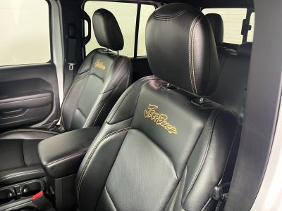 2024 Jeep Gladiator Jeep Beach