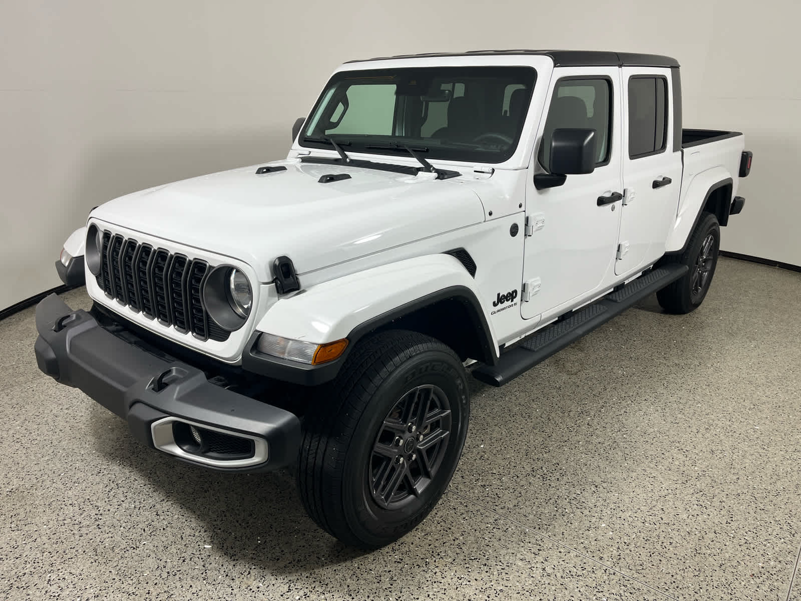 2025 Jeep Gladiator Sport S
