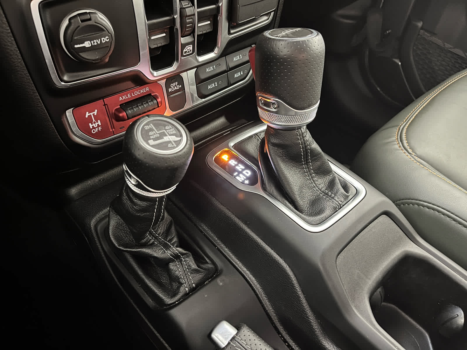 2025 Jeep Gladiator Mojave X