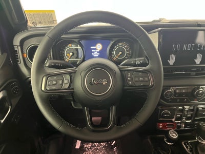 2026 Jeep Gladiator GLADIATOR MOJAVE 4X4